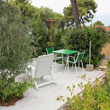 Seaside Holiday House Splitska, Brac - 5668 Prázdninový dům