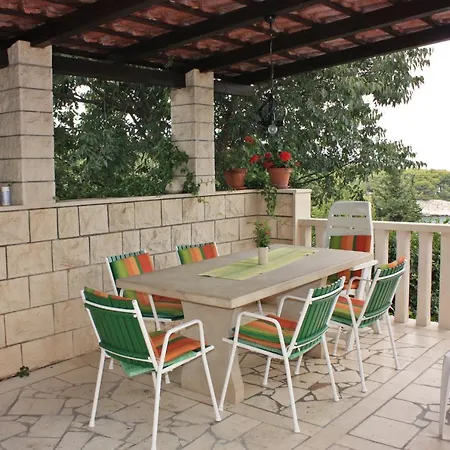 Seaside Holiday House Splitska, Brac - 5668 Holiday home